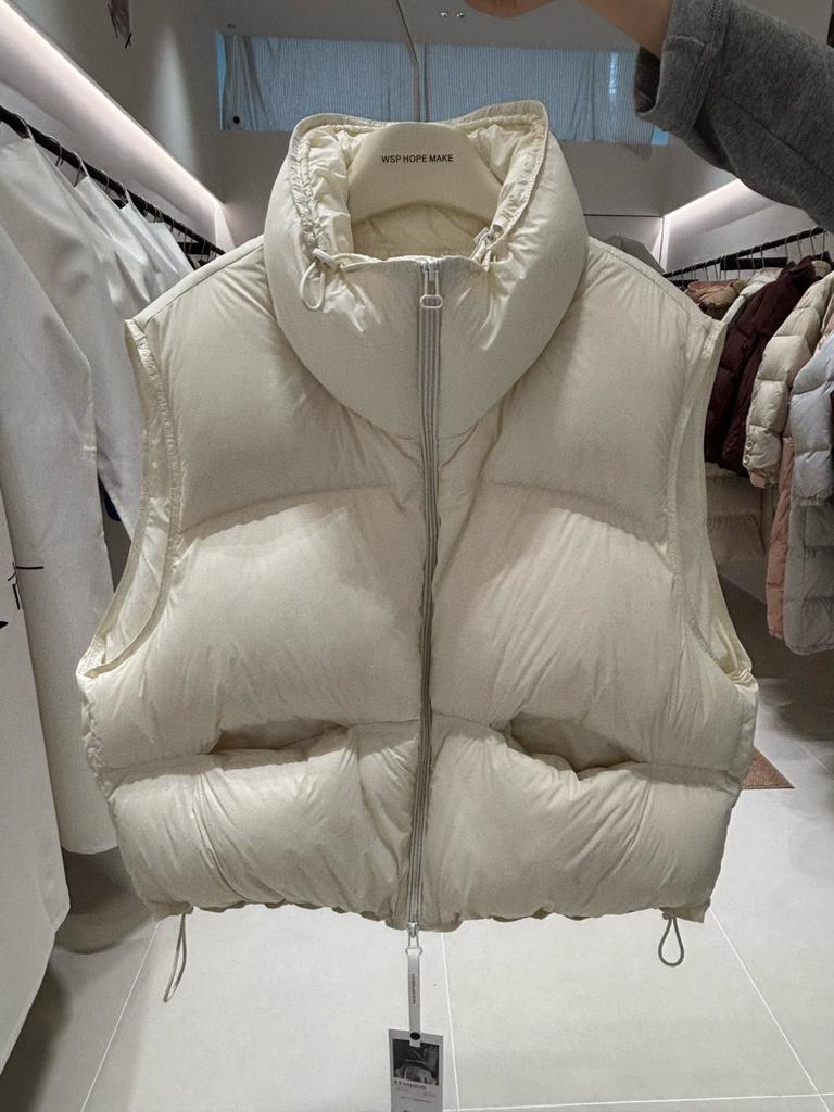 Winter New Down Vest Women's Short Thickened Warm White Duck Down Fashionable High-end Vest Tide