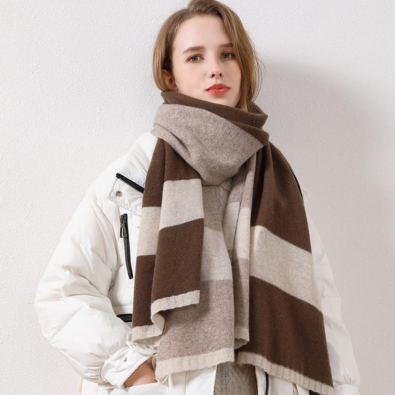 

2025 autumn and winter new women s knitted wool scarf shawl scarf color matching wool scarf lady scarf шафрановий