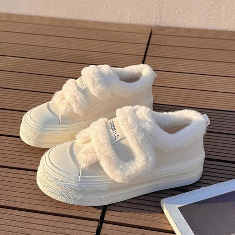 Winter New Velvet Velcro Women Ins Versatile Cotton Shoes Platform Warm Board Shoes