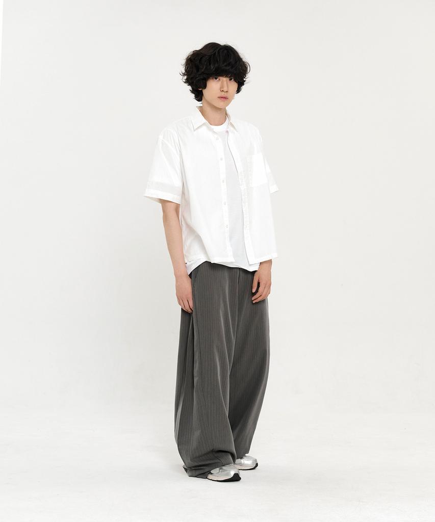SIGNATURE Multi-Tuck Wide Slacks [Gray Stripe]