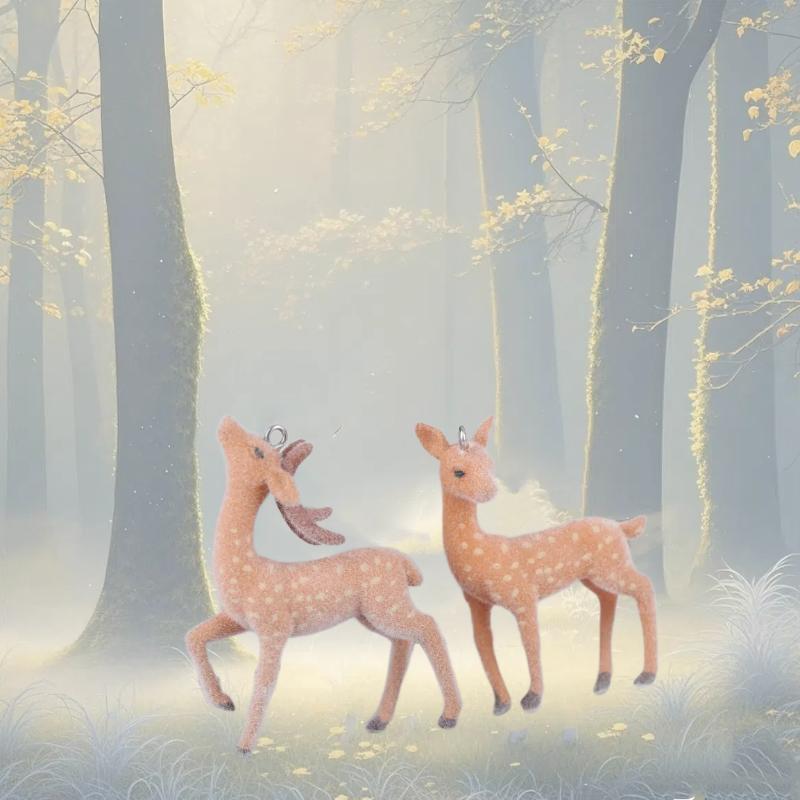 1/2Pcs Cute 3D Christmas Elk Keychains For Women Men Kawaii Flocked Sika Deer Pendant Bag Airpods Box Car Charm Jewelry