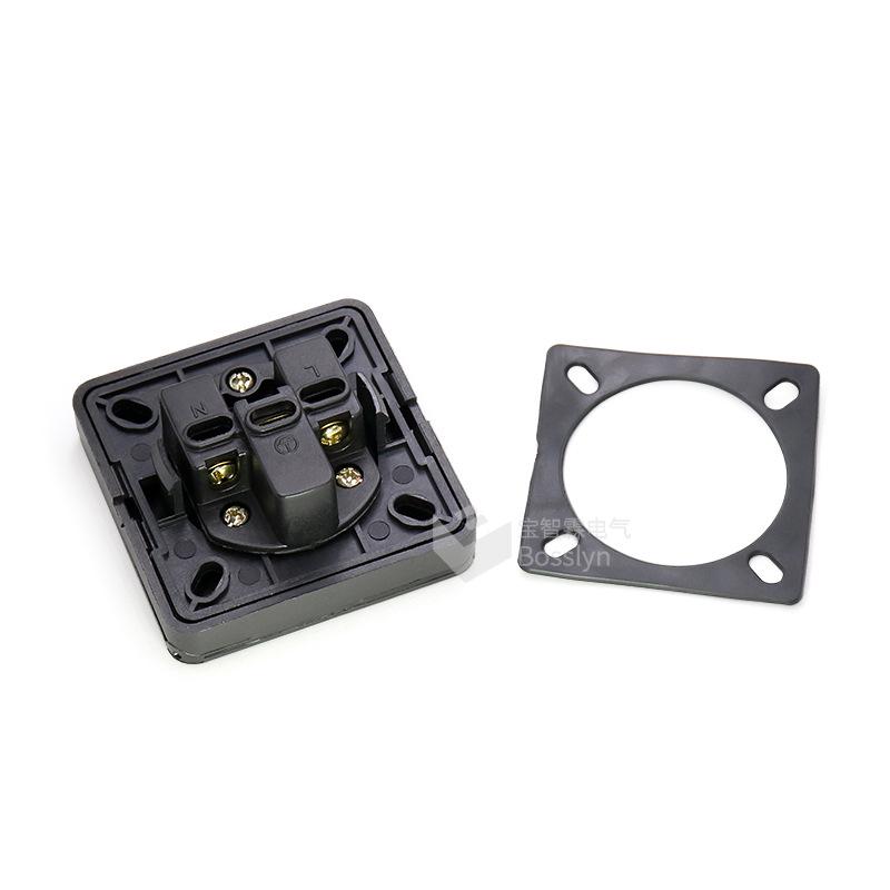 UK Standard Waterproof 13A Outdoor Socket with Square Cover for Construction and Industrial Use