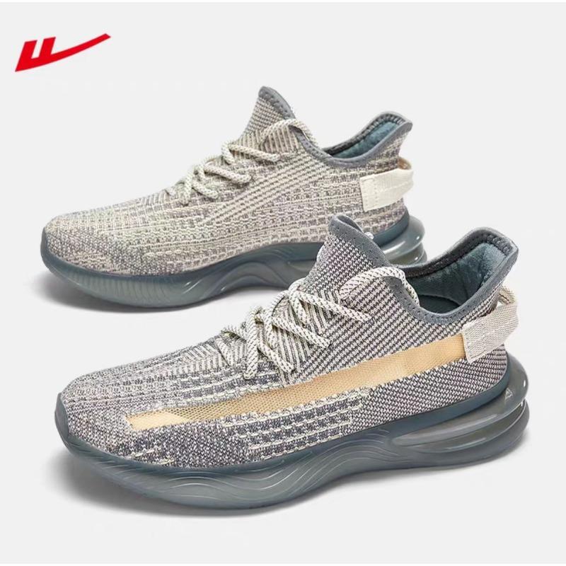 Breathable mesh thick sole solid color trendy and light black shoes men's new non-stuffy foot shoes