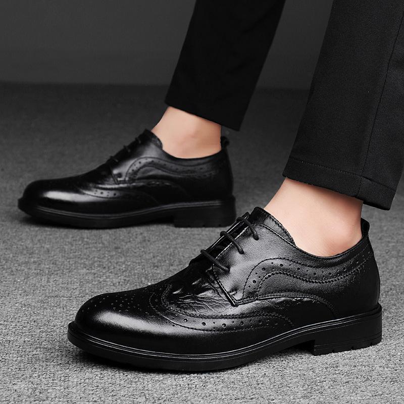 Leather Shoes Men's British Casual Trend Business Dress Engraved Youth Suit Wedding Shoes Crocodile Pattern Men's Shoes