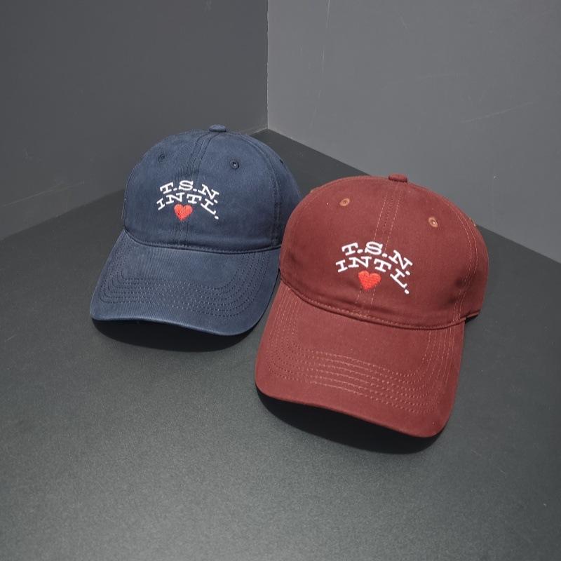 Fashion love letter embroidery baseball cap men and women spring and summer outdoor students riding sunshade sunscreen cap cap