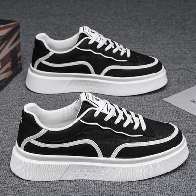 Small Black Shoes Trendy Versatile Flat Baseplate Shoes Outdoor Lightweight Harajuku Style Campus Skateboard Shoes Fashionable Men'S Shoes