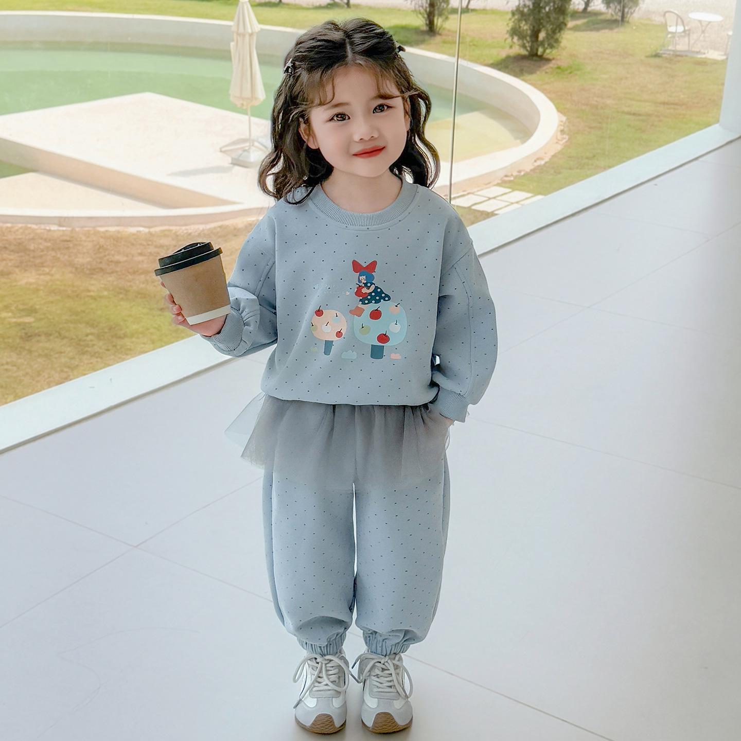 

2025 Новый стиль Осенний комплект толстовки для девочек-малышек - Модный повседневный наряд для девочки для весны и осени 120 cm светло-синий