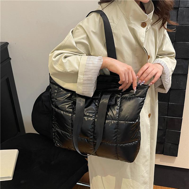 2025 new women's bag fashion Korean version of space cotton clothing bag down bag shoulder bag large capacity