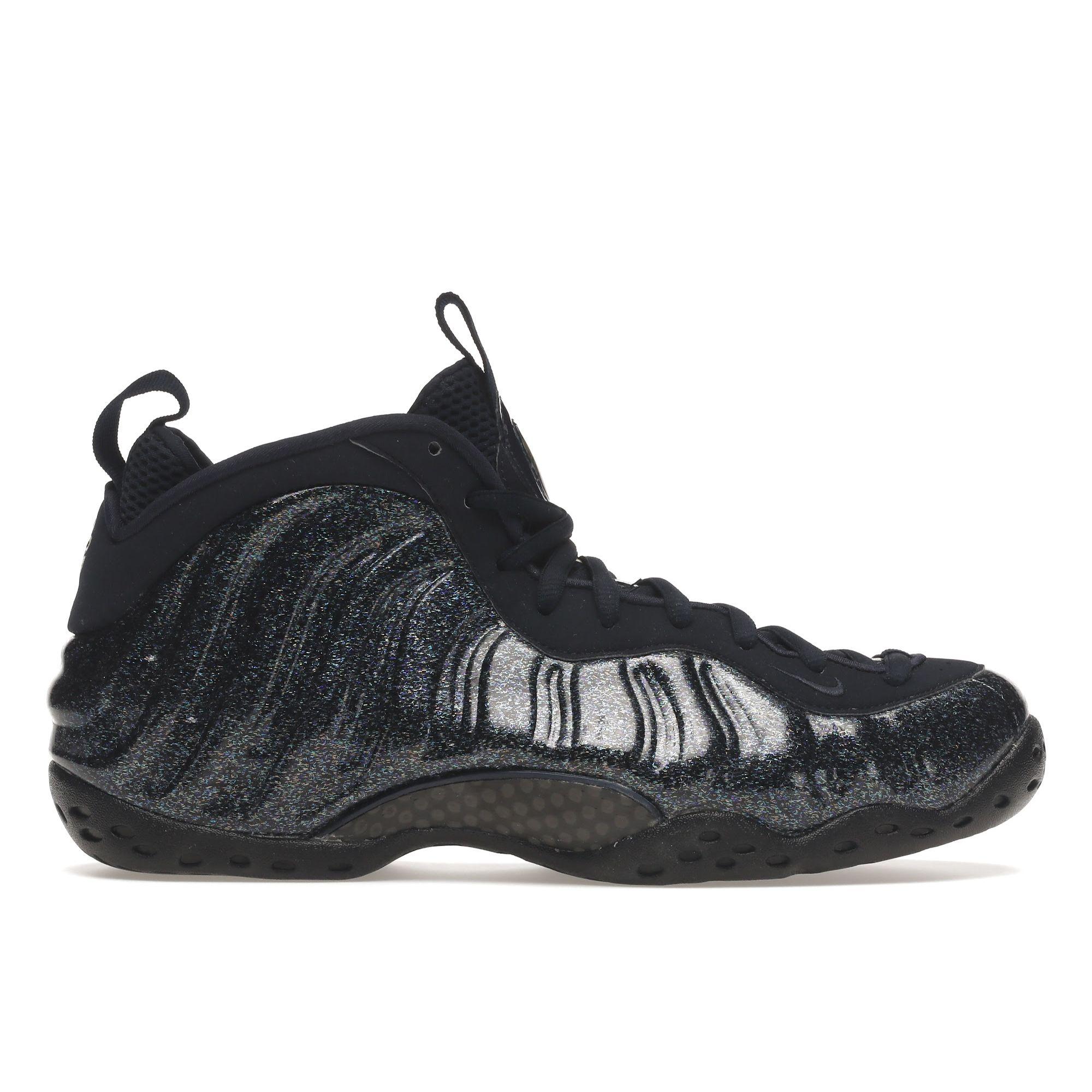 

Кроссовки унисекс Nike Air Foamposite One Glitter Blue Obsidian Obsidian-Obsidian-Obsidian AA3963-400
