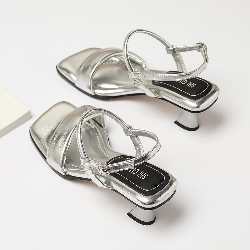 7633-1 One Word with Fashion, Not Tired of Stepping On Shit, Sandals 2025 Summer New Stiletto Women's Shoes