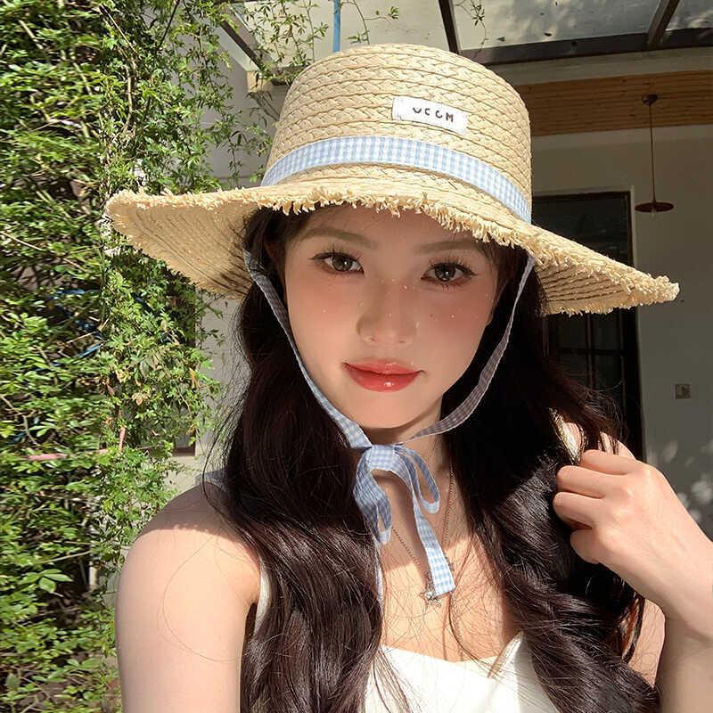 Summer Stylish Wide Brim Straw Hat For Women With Sweet Cute Design Ideal For Beach