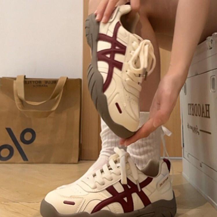 Thick-soled Forrest Gump Training Shoes Women's 2025 New Autumn Versatile Retro Casual Sports Shoes Soft-soled Dad Shoes