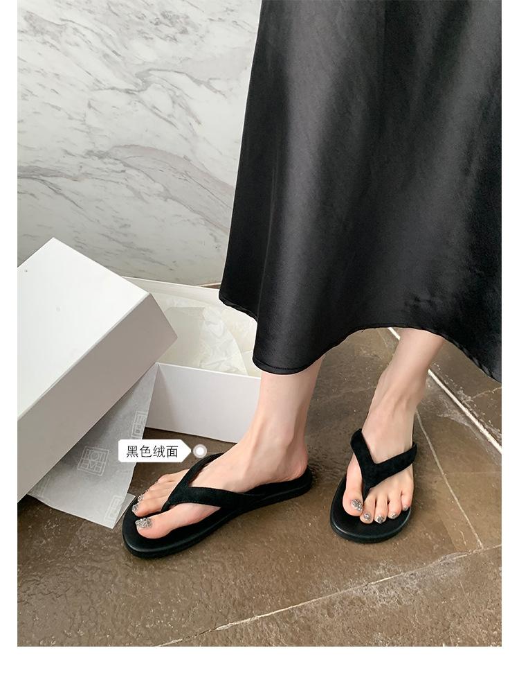 

Grape mother has the same style in stock~ Minimalist toes beach vacation fashionable contrasting colors versatile flip-flops women s summer wear 40