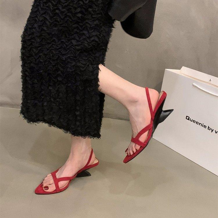 Rote Pantoletten mit Keilabsatz, Feenschuhe, Sommer 2025 zum Rock, Französische Sandalen