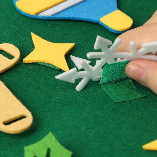 DIY Felt Christmas Tree with 21 Ornaments for Toddlers Kids Home Wall Door Hanging Christmas Craft Kit with String Lights for Xmas Party Supplies