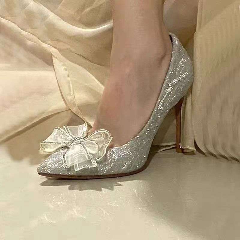 Wedding shoes women 2025 spring and autumn new French stiletto silver sexy bridesmaid high heels fairy style bow single shoes