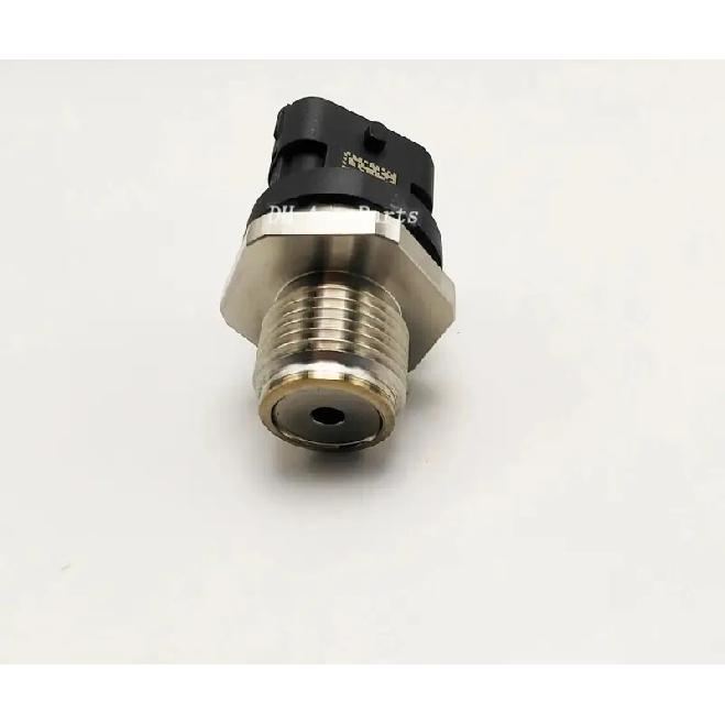 0281002907  New Fuel Rail Pressure Sensor Common Regulator 0281002720 For V-W C-hevrolet R-enault MMercedes MWM