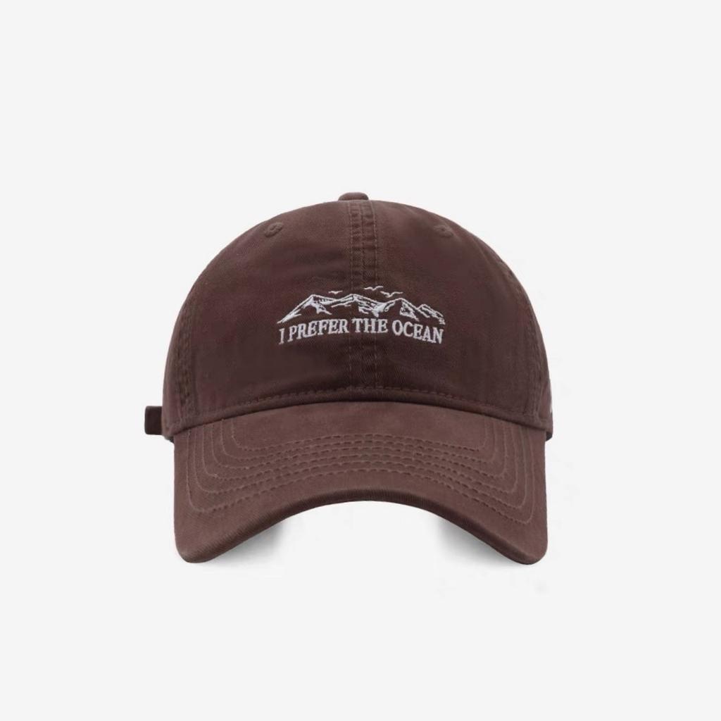 New Letter Embroidered Baseball Caps for Both Men and Women  Korean Version  Fashionable and Versatile Couple Baseball Caps