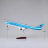 New 1/160 Airplane Korean Air 747 B747-8 Airline Civil Airliner Model LED Light Landing Gear 47CM Plane Model Gifts Display