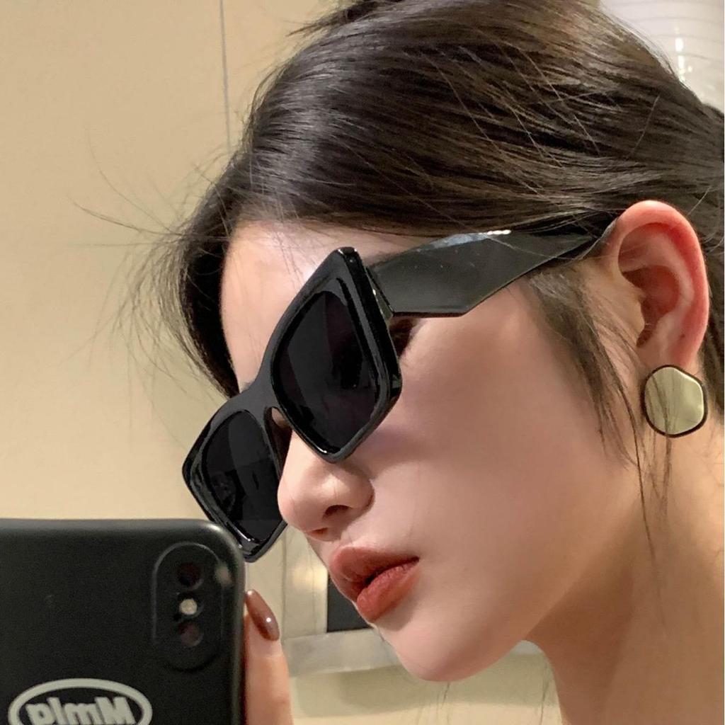 Retro Square Large Frame Sunglasses In Jelly Colors