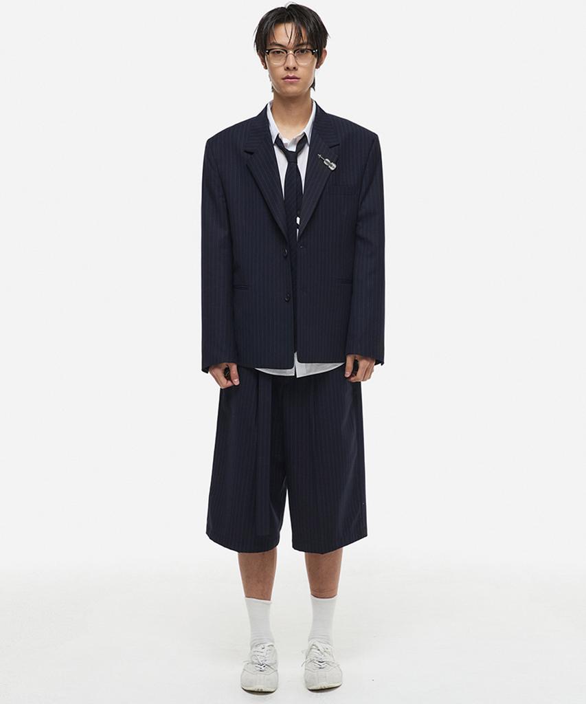 DNSR Belted Stripe Bermuda Slacks Navy