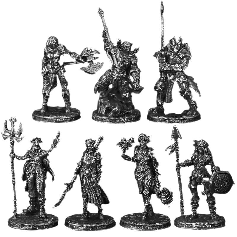 Bronze Metal Disaster Land Ancient Samurai Model Handmade Toy Table Game Decoration Male Gift Figure Statue Table Decoration