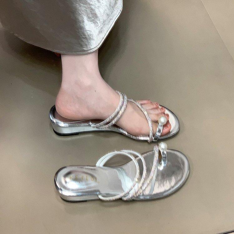 

[youshilai] Slope heel rhinestone set toe sandals 2025 summer new beach non-slip vacation slippers women 35