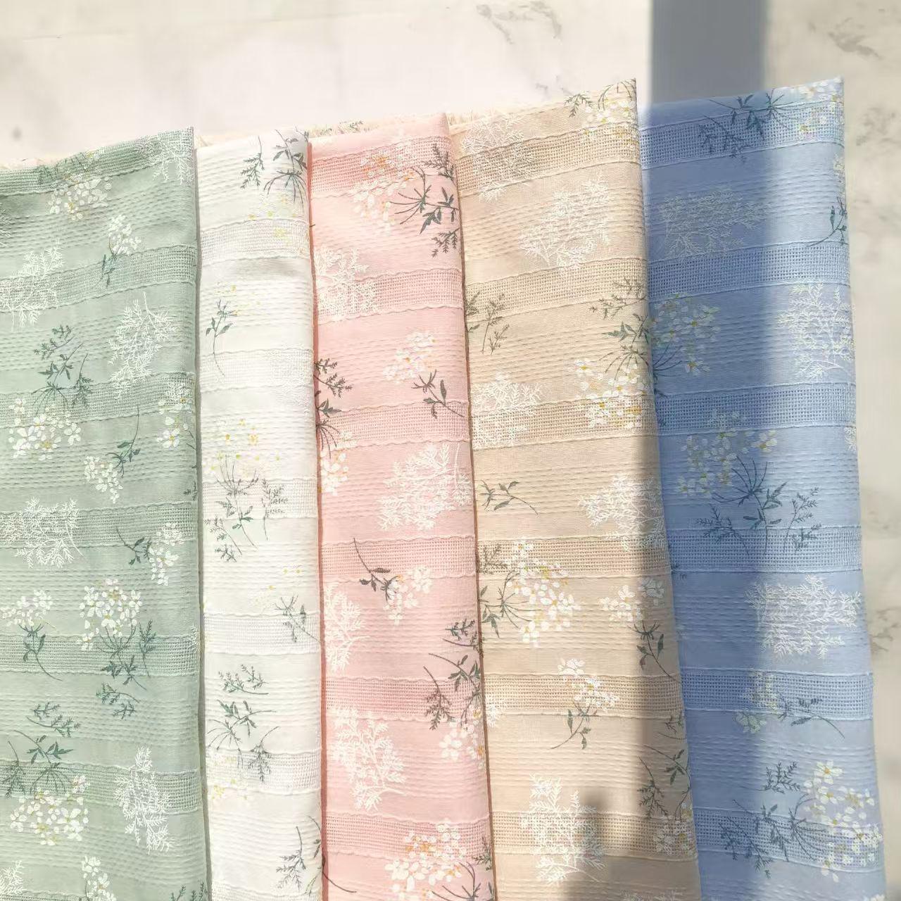 

Elegant Pure Cotton Jacquard Fabric for Clothing, Tablecloths, and DIY Projects 1 Meter Price бузковий/білий