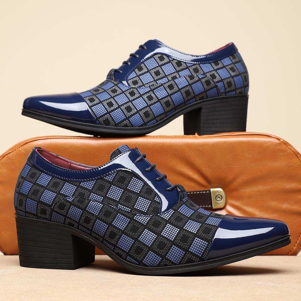 Big Size New Shoes for Men Dress Shoes British Style Checked Pointed Toe Leather Business Casual Shoes