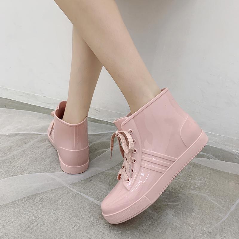 Women's Fashionable Non-Slip Jelly Rain Boots – Comfortable Outdoor Waterproof Shoes with Soft Soles