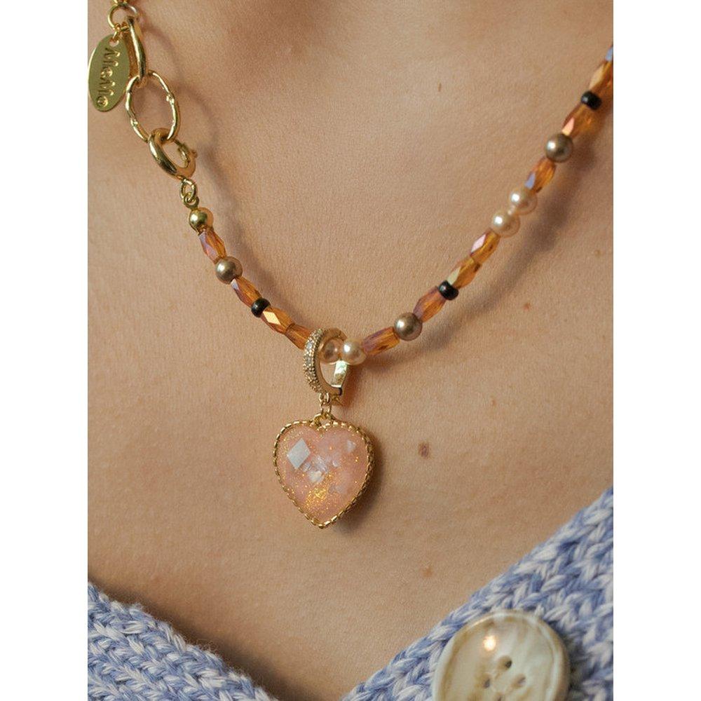 Pearly Heart Pendant (Peach)