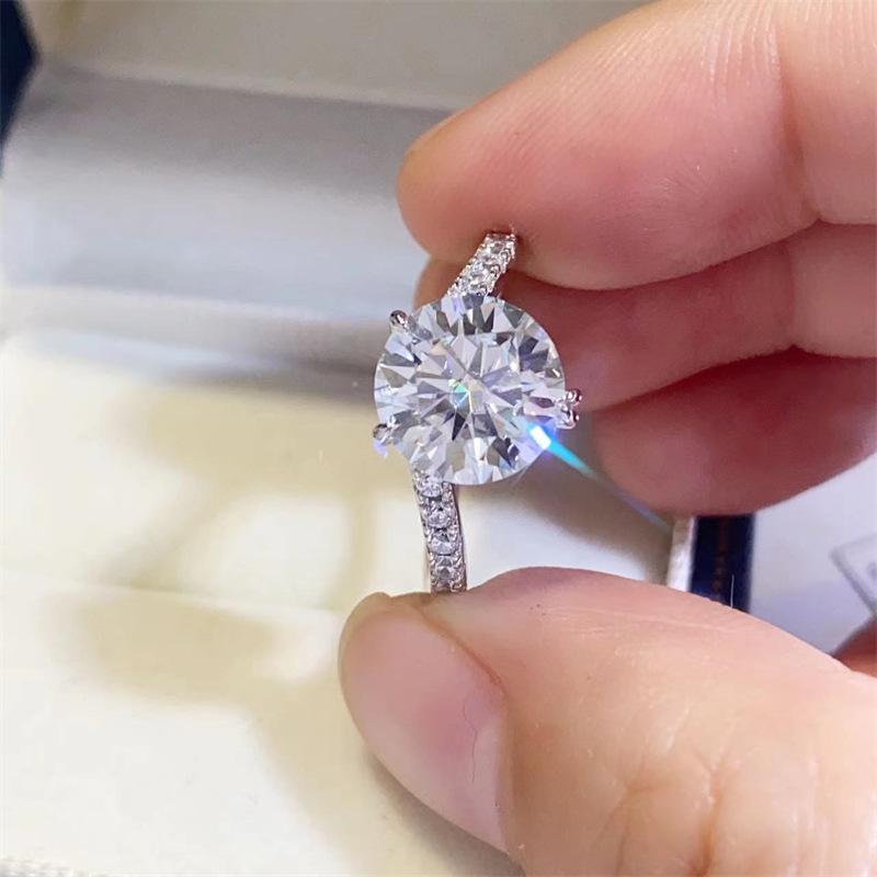 3 Carat D Color Moissanite Ring in AU750 White Gold with Side Stones - Includes Authenticity Certificate