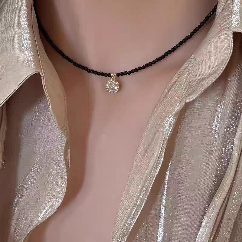 Tourmaline Pearl Collar Chain - Simple and Retro Necklace for Women, Light Luxury, Niche Bead Necklace Accessory