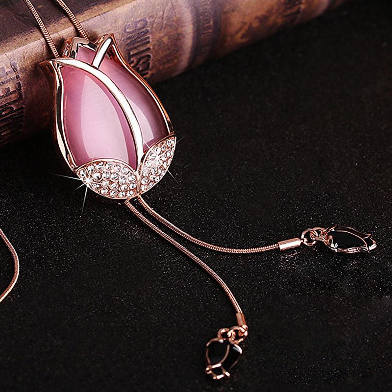 Tulip Floral Gorgeous Necklace With Cat Eye Stone And Snake Chain Perfect For Autumn Fashion