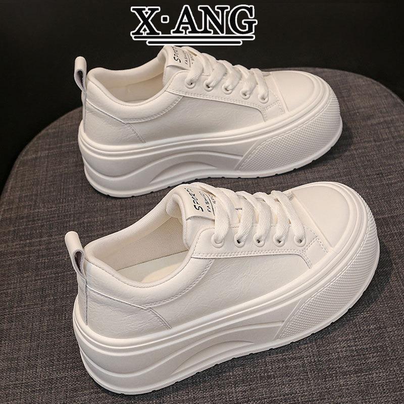 Leather board shoes women's thick-soled heightening little white shoes new autumn and winter velvet two cotton shoes casual sports shoes