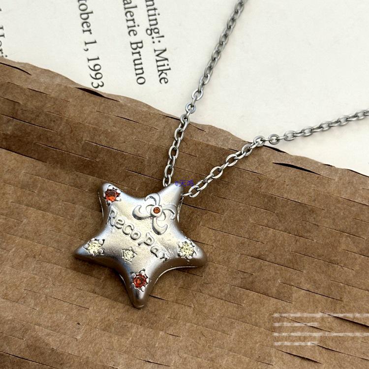 Dopamin Stern Halskette: Y2K Süß & Würzig Langes Statement-Accessoire