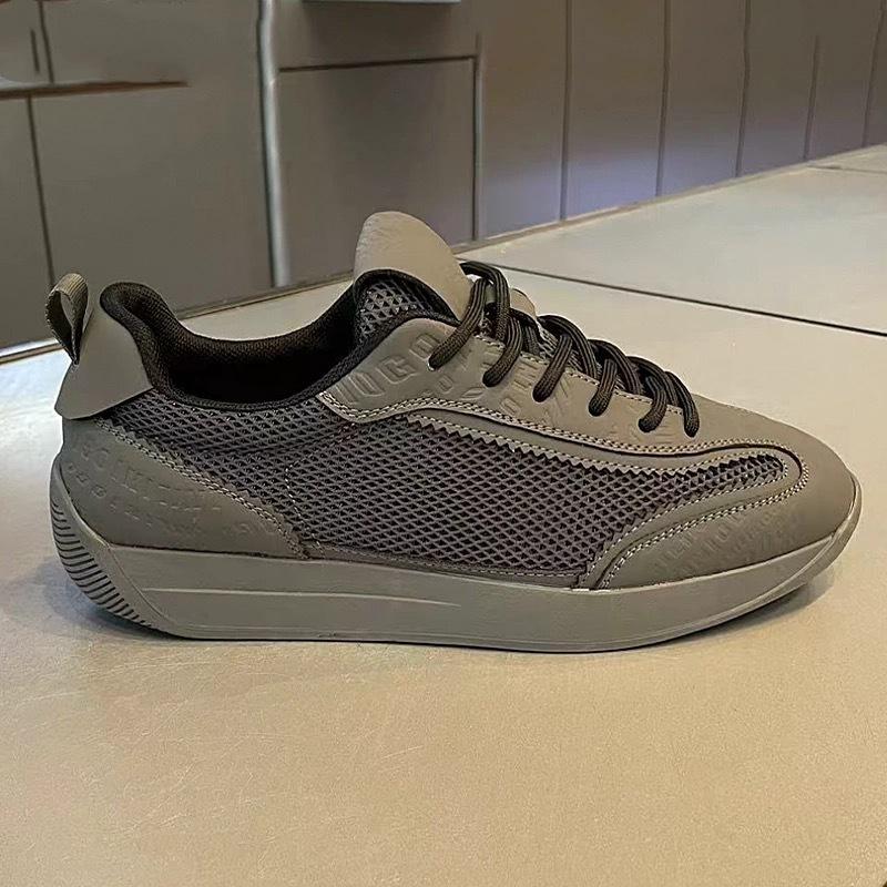 Men's shoes 2025 spring new mesh breathable casual running retro soft sole versatile student tide shoes