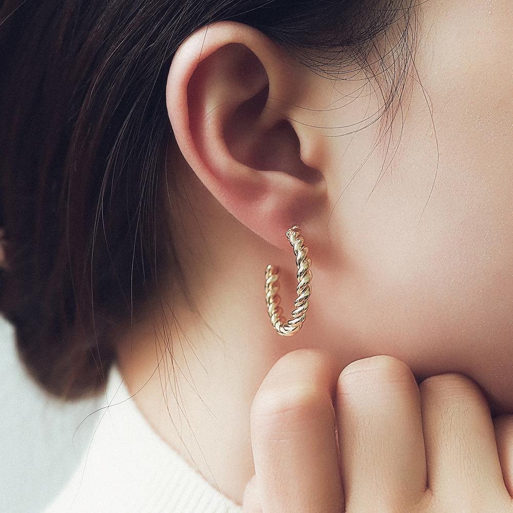 Earrings, Fashion Trend Plain Ring Gold Twist Twist C-Earrings Earrings Earrings Earrings Women'S
