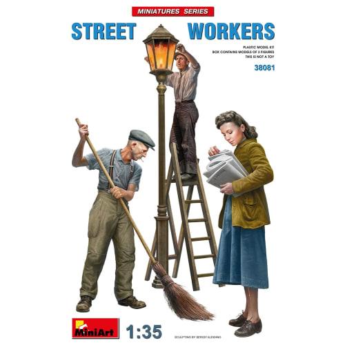 Miniart 1/35 Scale Street Workers (3 Figures) Plastic Model Kit MA38081