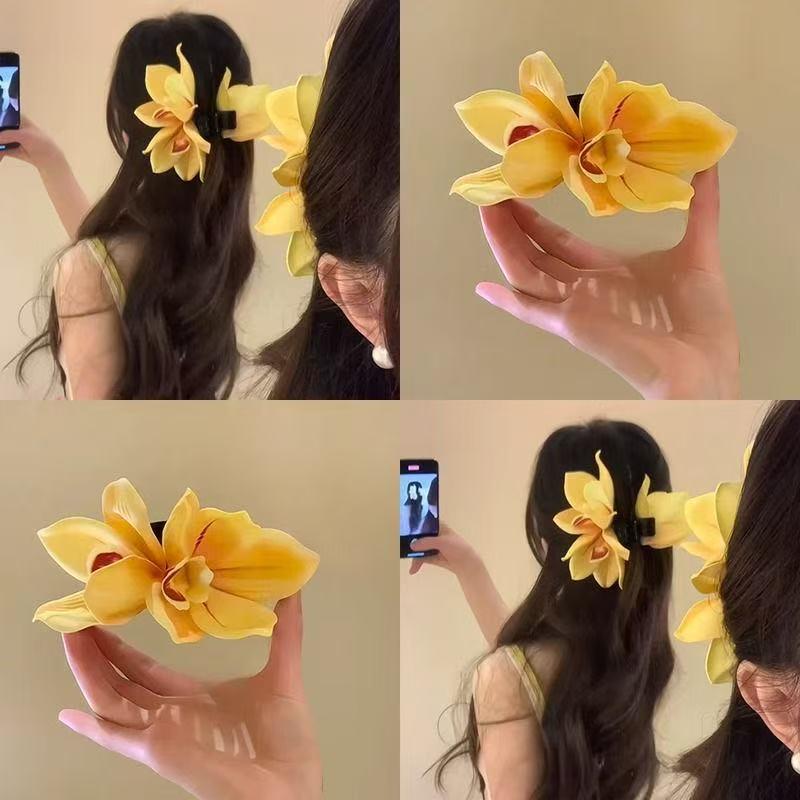 Seaside Atmosphere Lily Flower Hair Clip for Women - Vacation Style Accessory