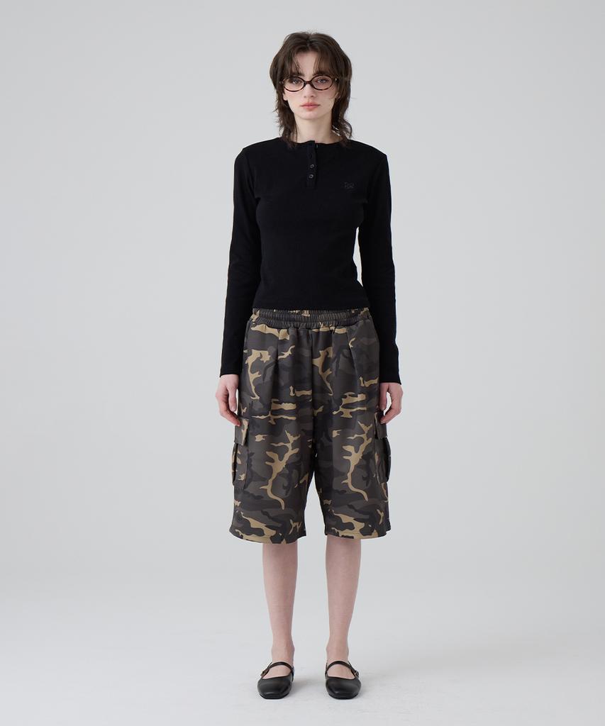DANGLEDROP Dgdp Bermuda Camo Point Cargo Sweat Shorts_Khaki