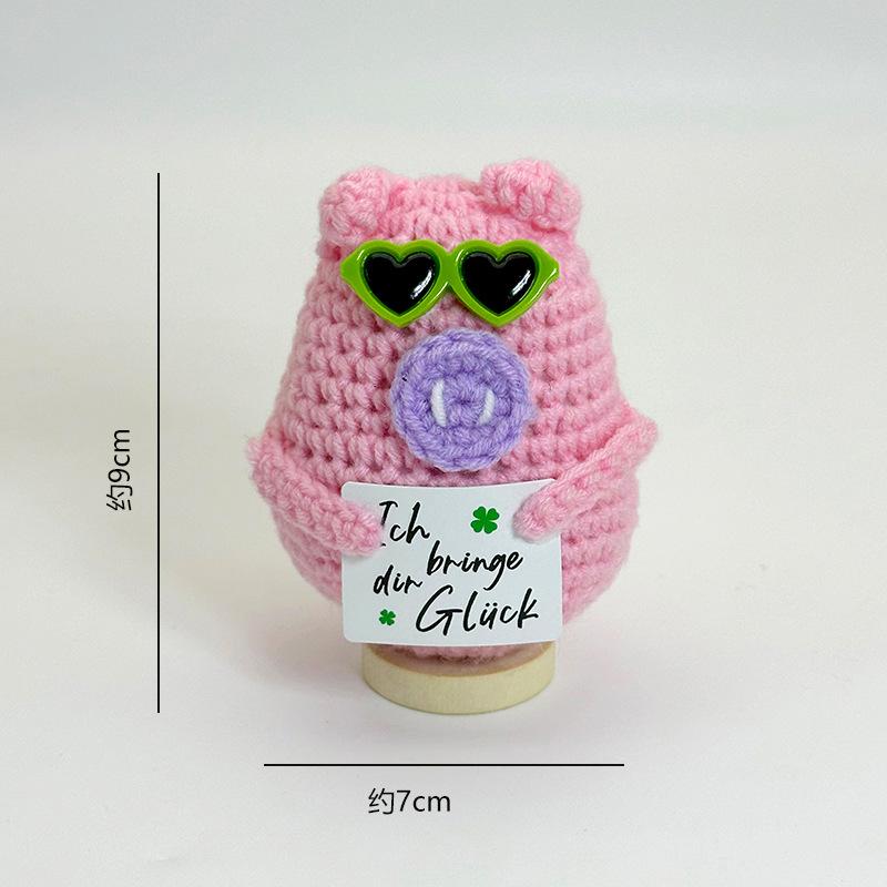 Funny Crochet Emotional Support Bear Doll With Card Desktop Ornament Handmade Knitted Pig Dolls Christmas Gifts Home Decoration