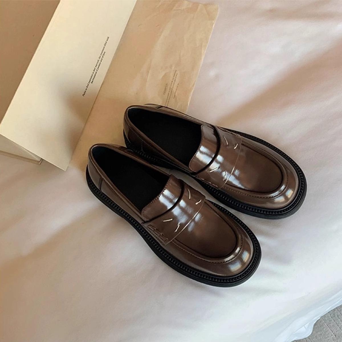 

Sheepskin version~ fashionable leather British round head small thick sole Gola lucky shoes small leather shoes women s leather muffin single shoes 40