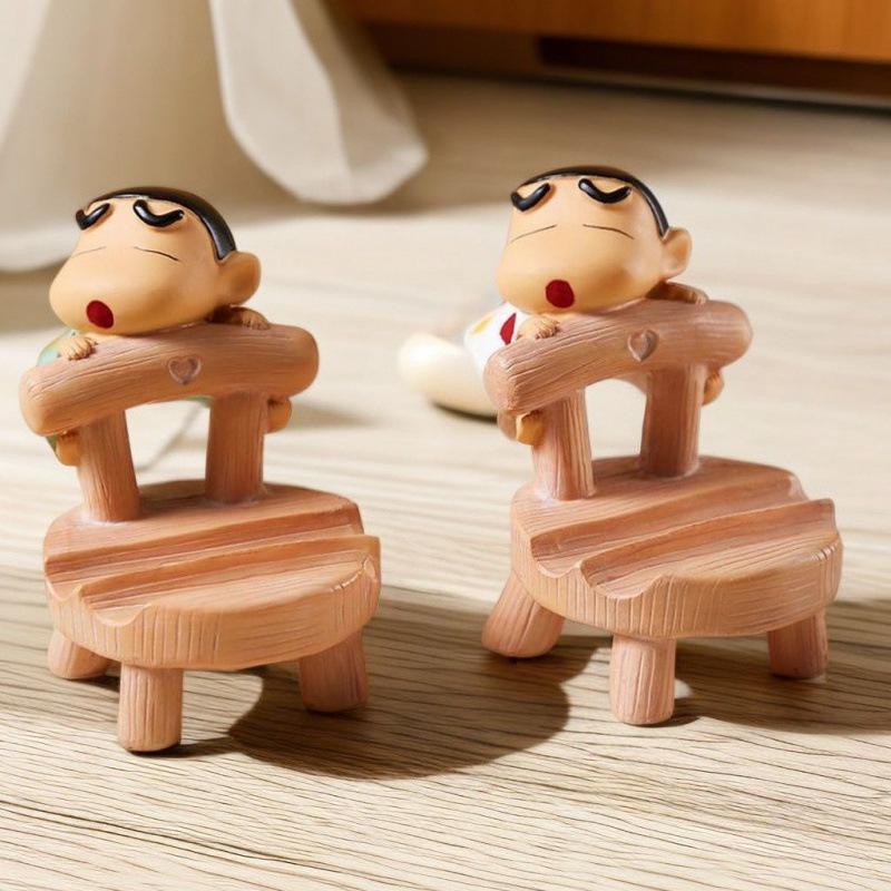 Crayon small new mobile phone holder creative small ornament mobile phone holder office desktop cute doll figure ornament