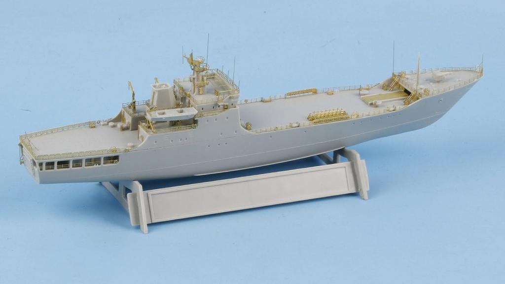 Tetra Model SE Series China Type 072A Large Landing Ship Plastic Model Parts SE7039 1/700 (TR)