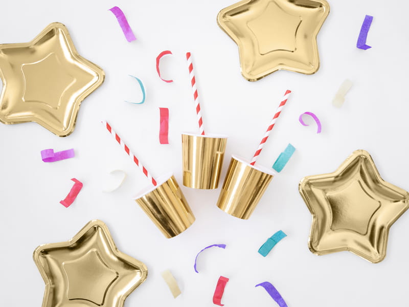 Partydeco Talerzyki Papierowe Gwiazdka Zloty 23Cm / 6 Szt