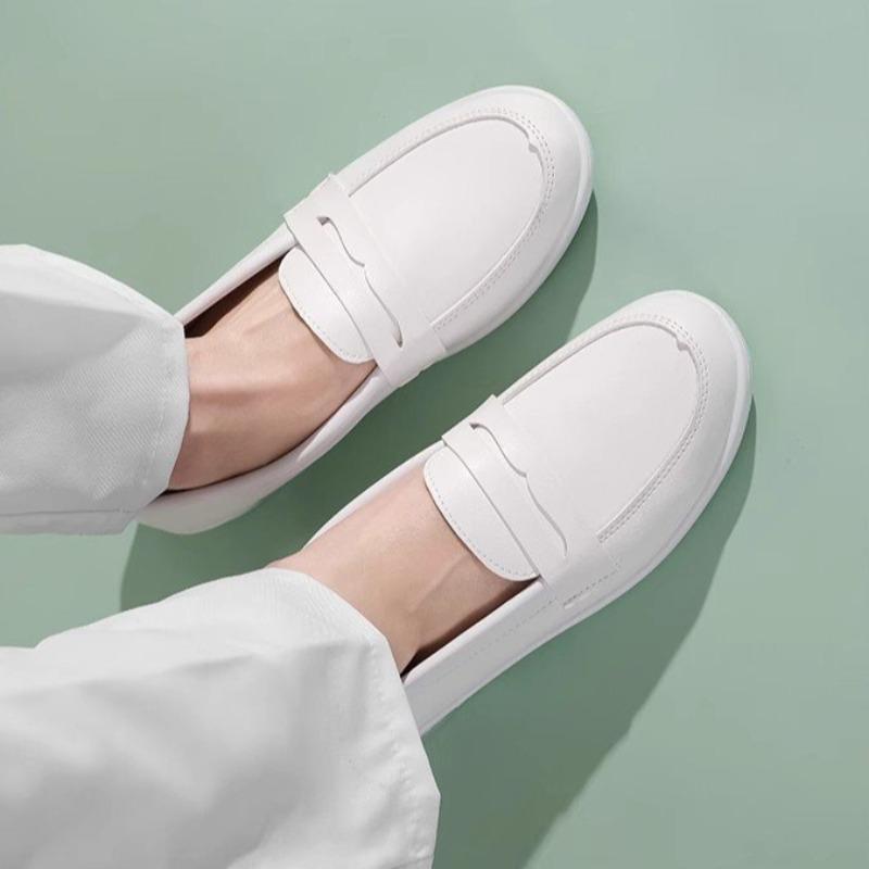 2025 New Women Flat Casual Shoes Nurse Light Comfortable White Mother Shoes Loafers Ladies Leather Shoe Work Shoe Zapatos Mujer