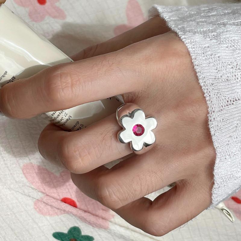 

Трендовое элегантное кольцо с медным цветочным дизайном для женщин, регулируемое открытое ювелирное изделие на палец