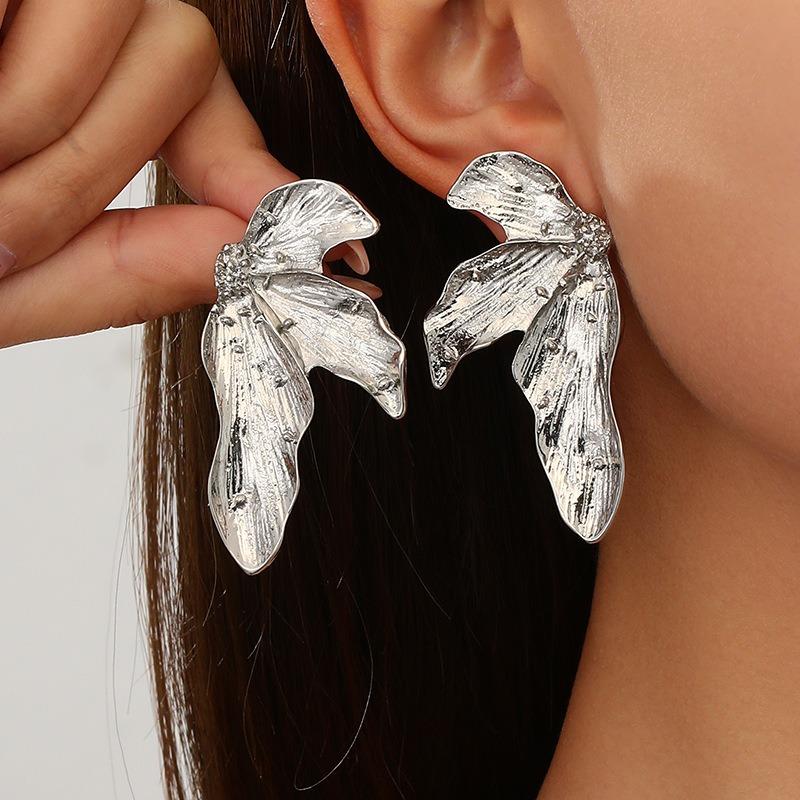 Vintage Metal Gold Color Flower Big Earrings For Women Fashion Floral Statement Earrings Jewelry Gift