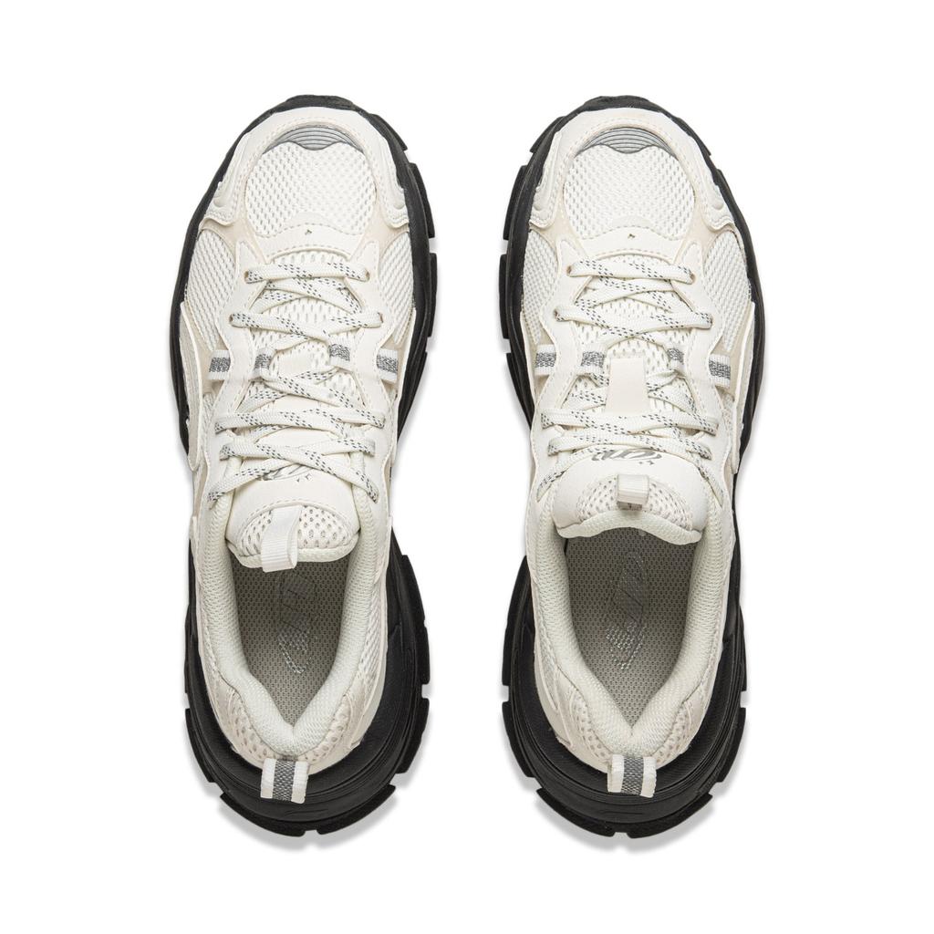 New LiNing Starlight Cushioning, Slip Resistant, And Breathable Low Top Casual Shoes Women's Champagne White AGCU576-1